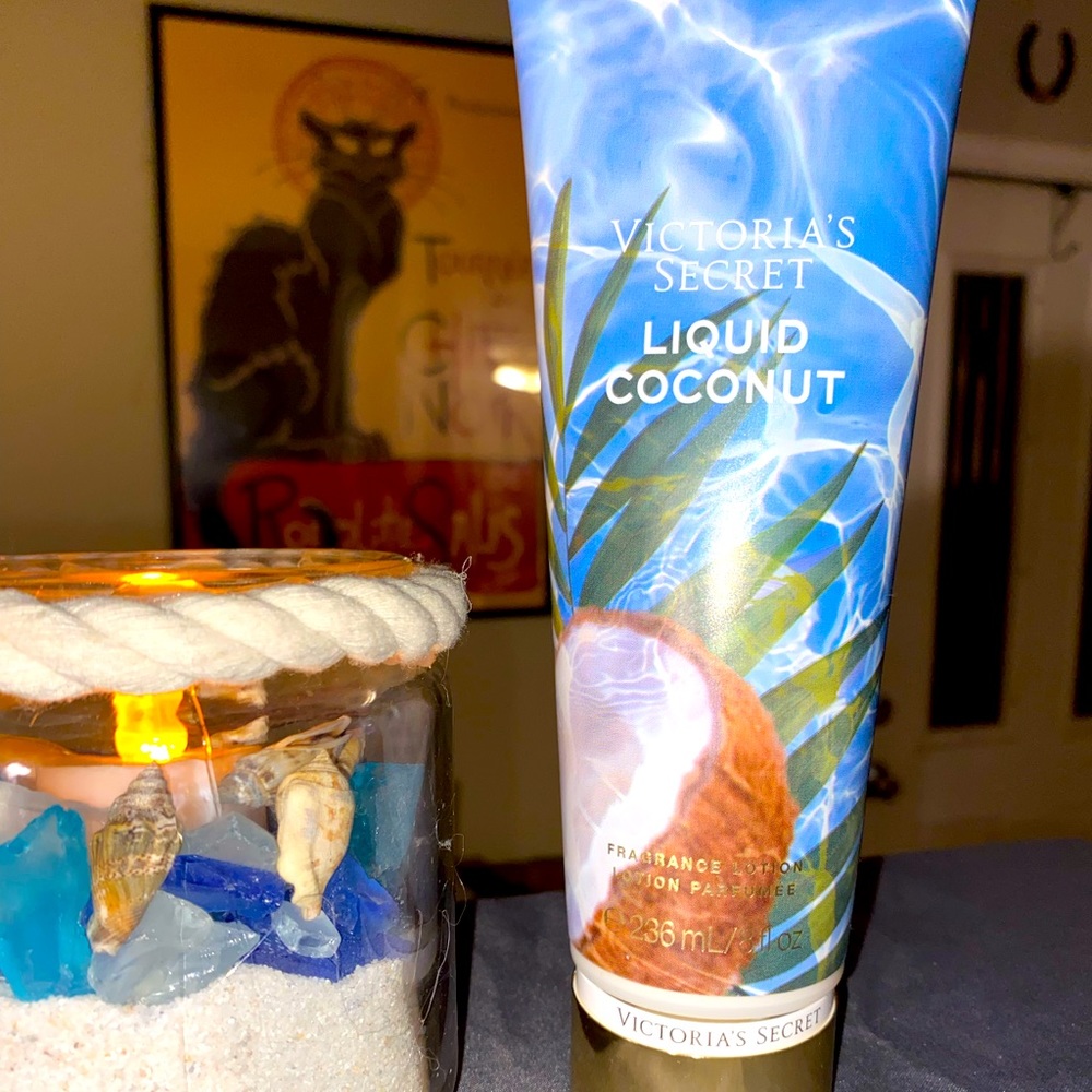 Victoria Secret’s Liquid Coconut LIMITED EDITION 8 fl oz